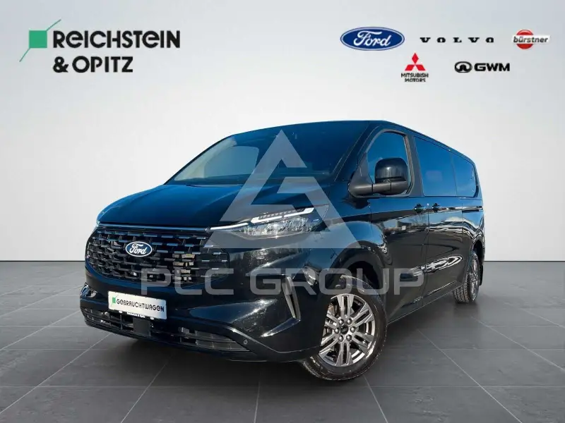 2025 Ford Tourneo