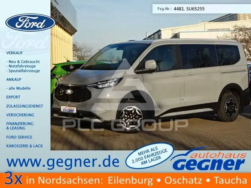 2025 Ford Tourneo