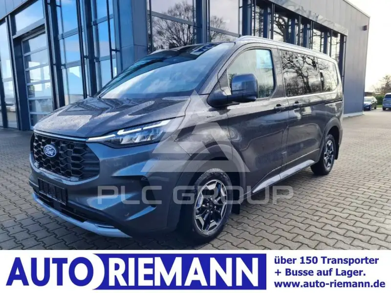 2025 Ford Tourneo