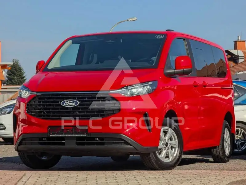 2025 Ford Tourneo