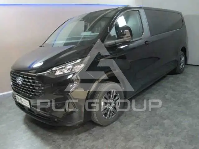2025 Ford Tourneo