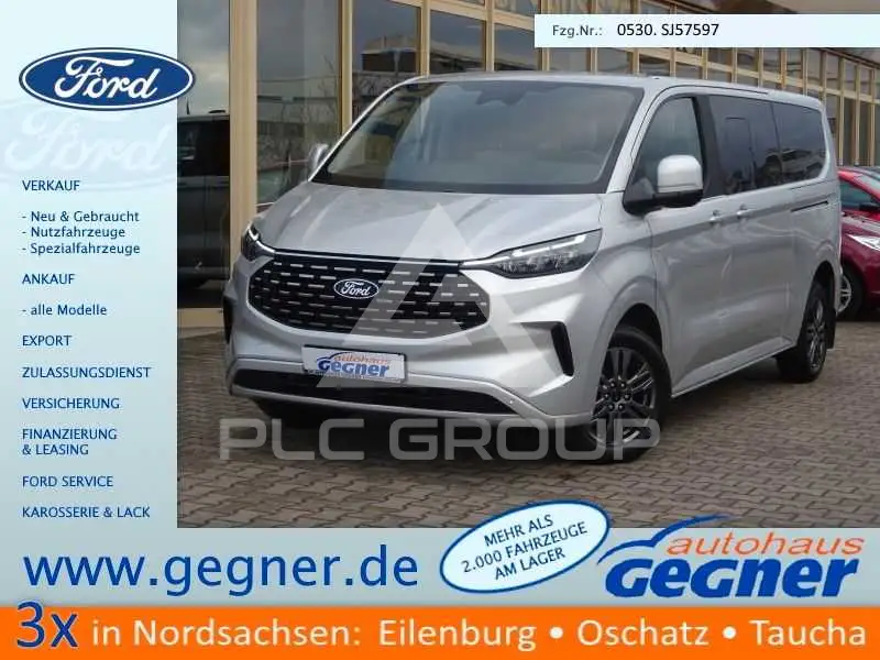 2025 Ford Tourneo