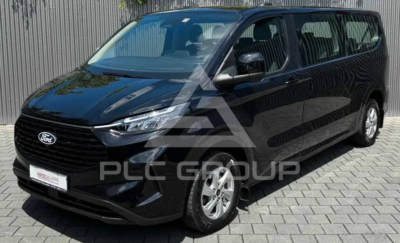 2025 Ford Tourneo