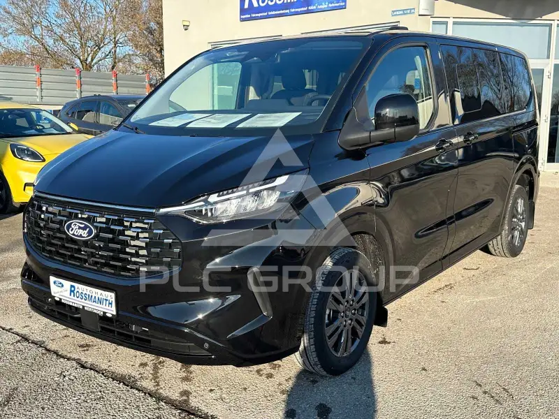 2025 Ford Tourneo