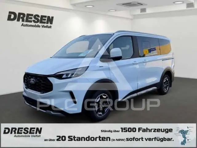 2025 Ford Tourneo