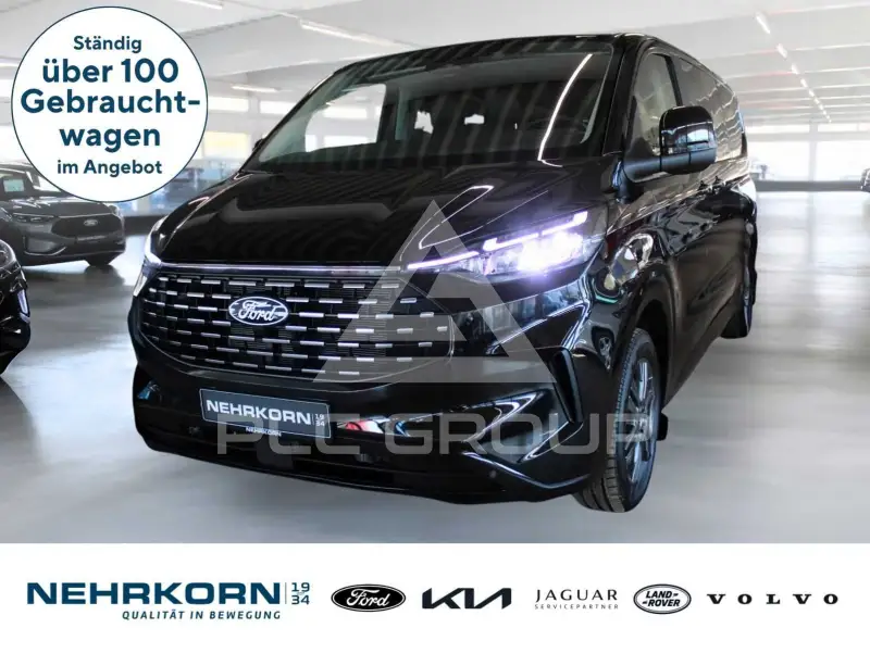 2025 Ford Tourneo