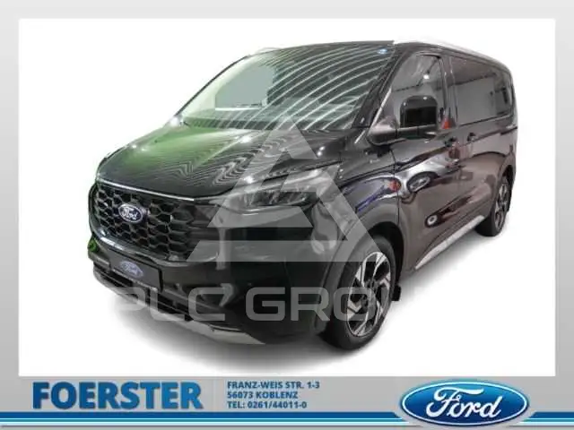 2025 Ford Tourneo