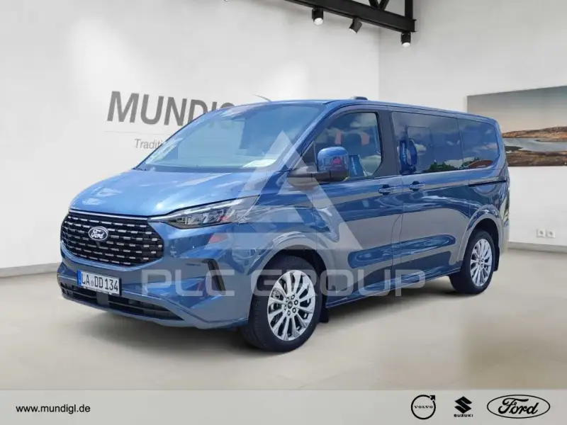 2025 Ford Tourneo
