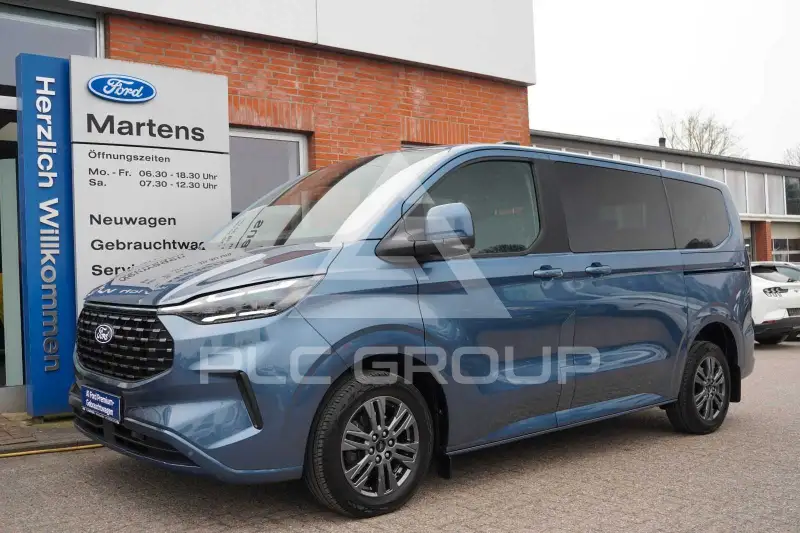 2025 Ford Tourneo