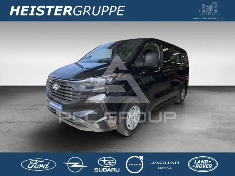 2025 Ford Tourneo