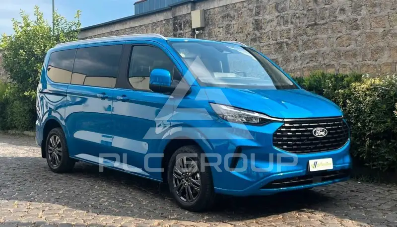 2025 Ford Tourneo