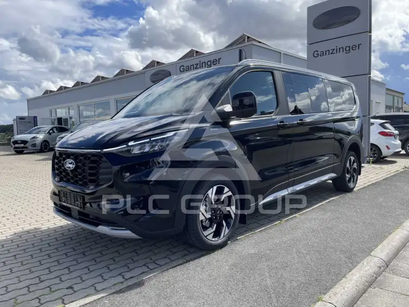 2025 Ford Tourneo