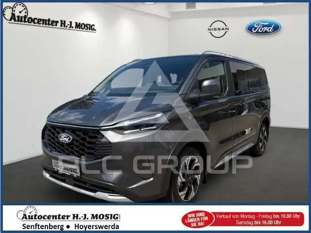 2025 Ford Tourneo