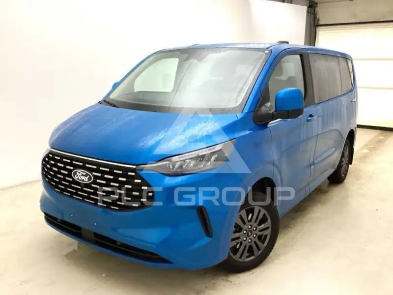 2025 Ford Tourneo