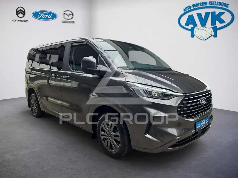 2025 Ford Tourneo