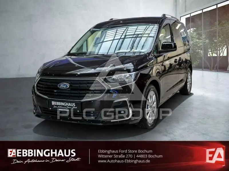 2025 Ford Tourneo