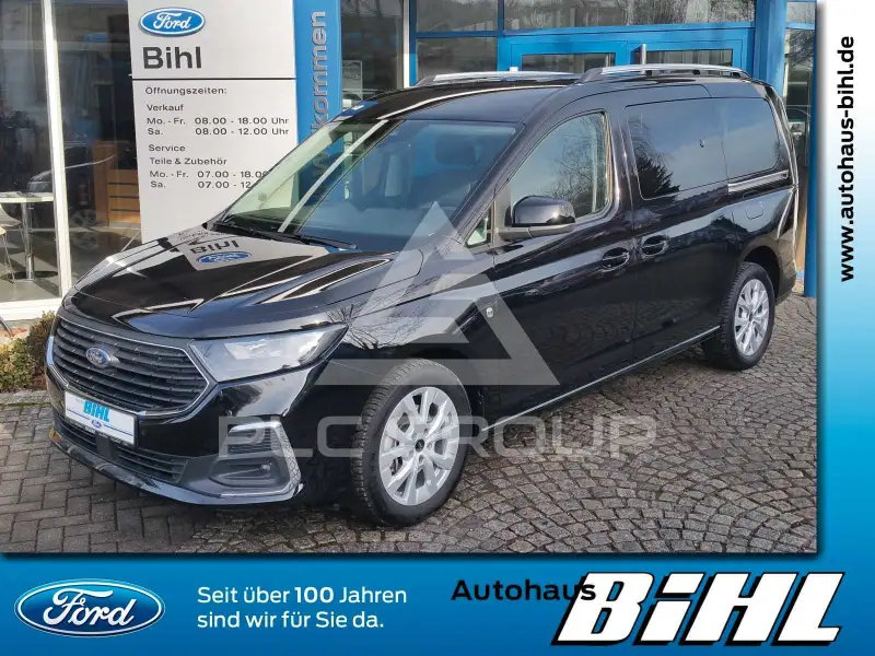 2025 Ford Tourneo