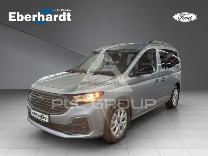 2025 Ford Tourneo