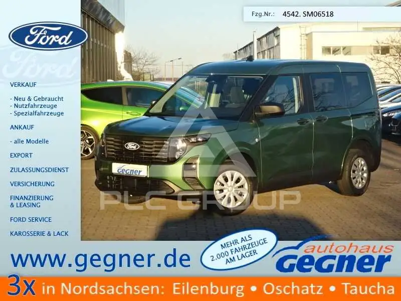 2025 Ford Tourneo