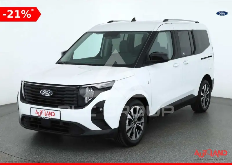2025 Ford Tourneo
