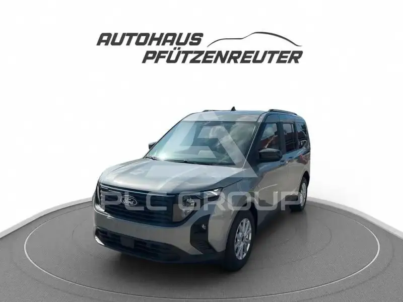 2025 Ford Tourneo