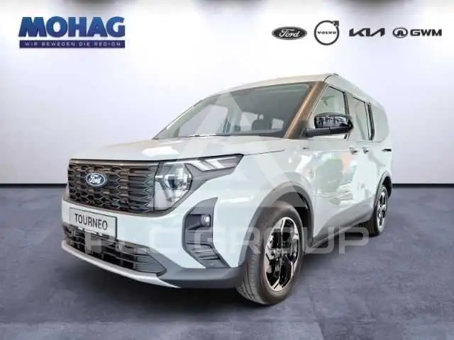 2025 Ford Tourneo