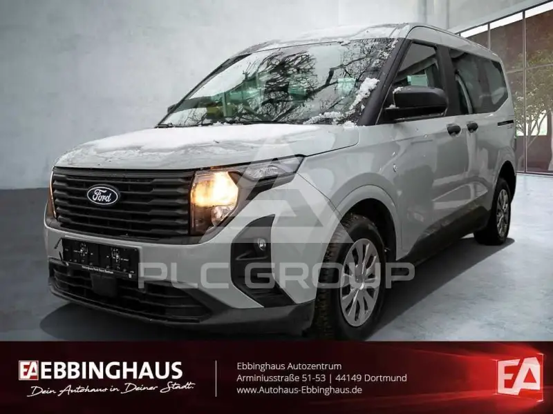 2025 Ford Tourneo