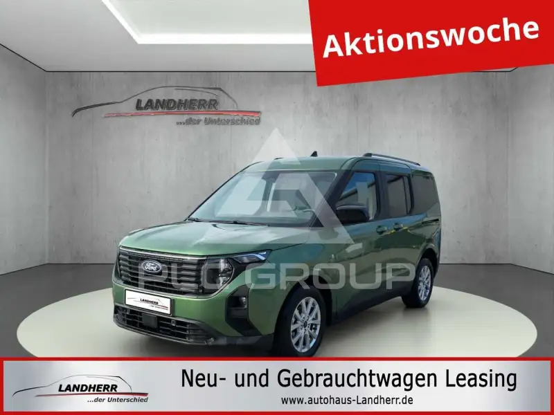 2025 Ford Tourneo