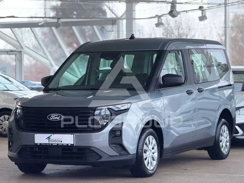 2025 Ford Tourneo
