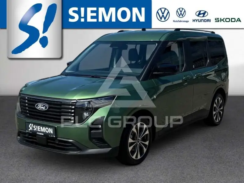2025 Ford Tourneo