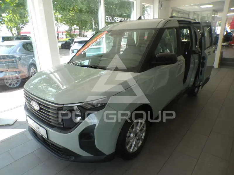 2025 Ford Tourneo