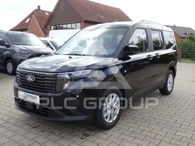 2025 Ford Tourneo