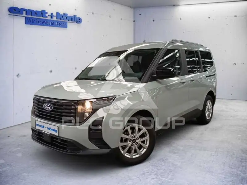 2025 Ford Tourneo