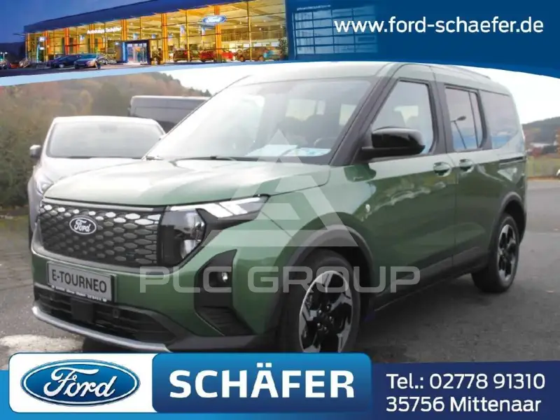 2025 Ford Tourneo
