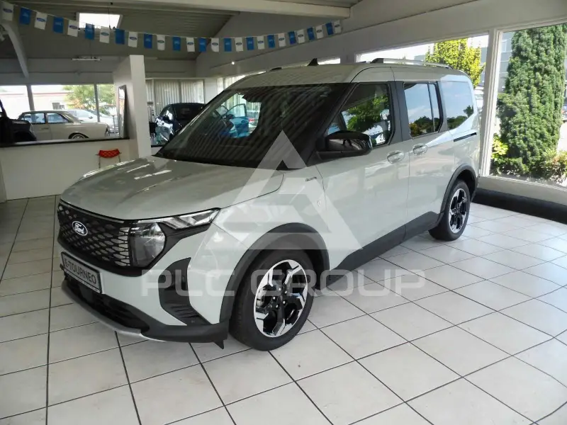 2025 Ford Tourneo