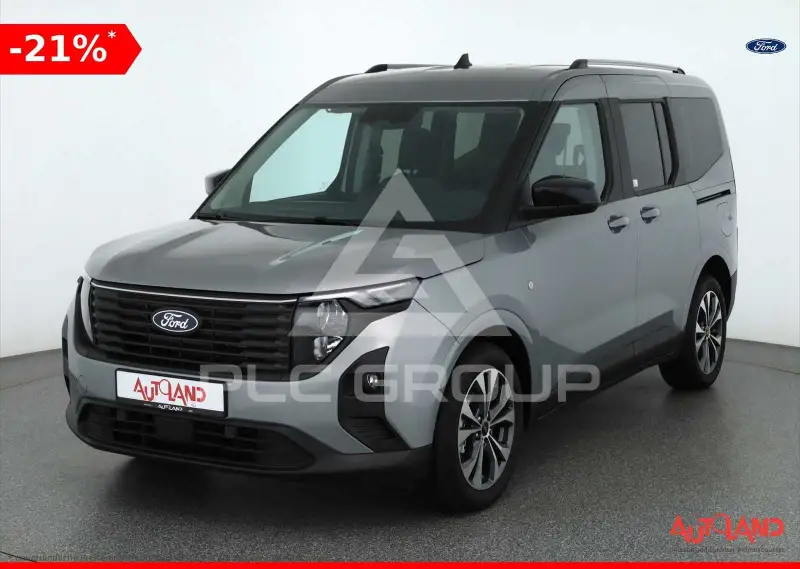 2025 Ford Tourneo
