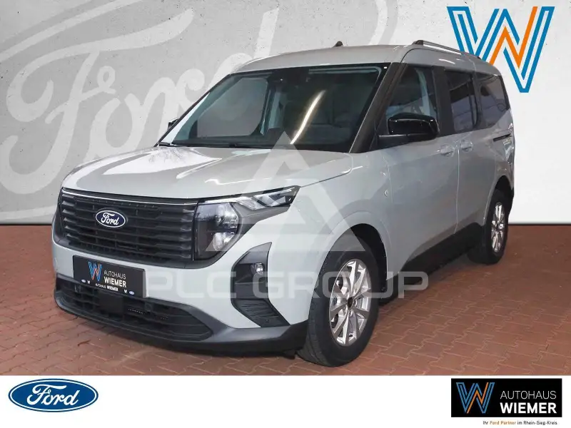 2025 Ford Tourneo
