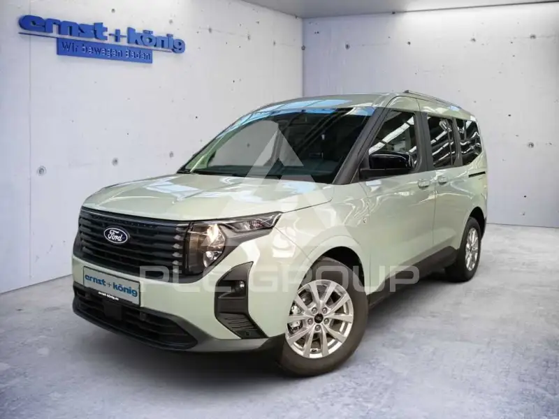 2025 Ford Tourneo