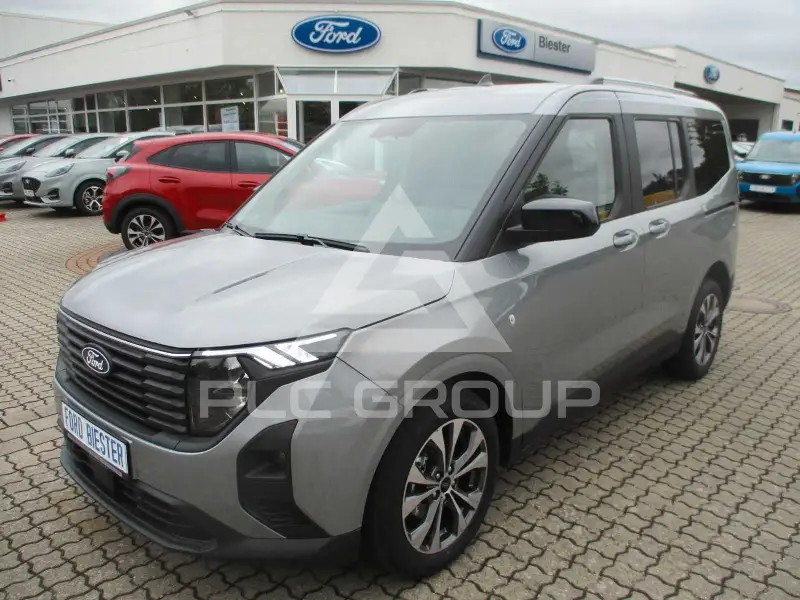 2025 Ford Tourneo