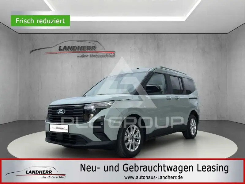 2025 Ford Tourneo