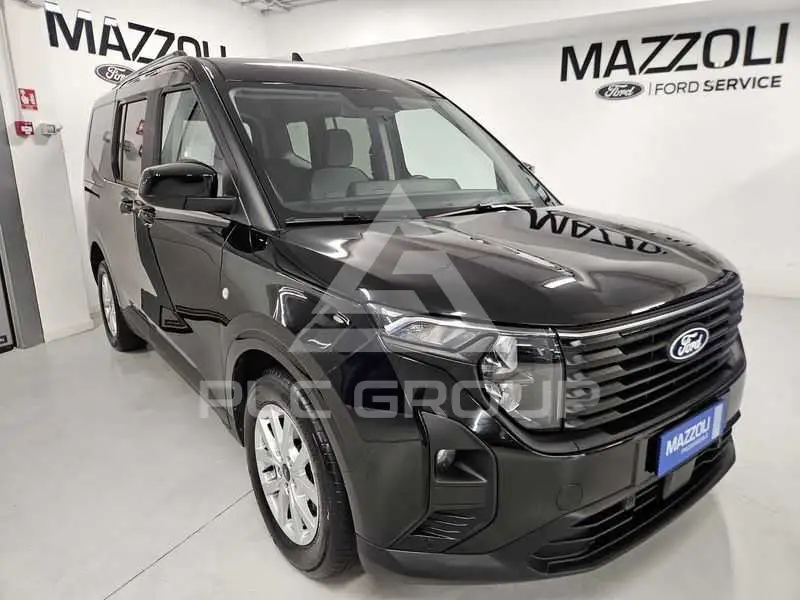 2025 Ford Tourneo