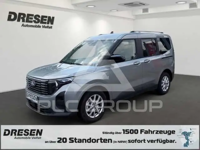 2025 Ford Tourneo