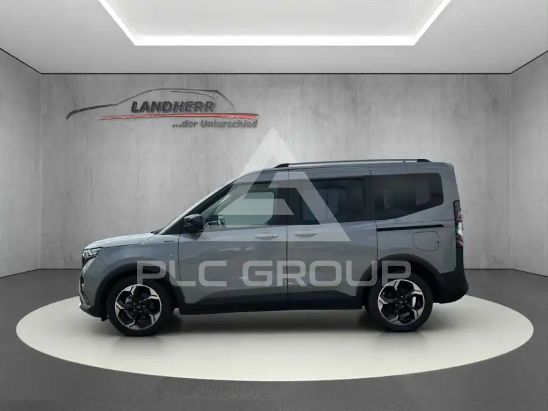 2025 Ford Tourneo