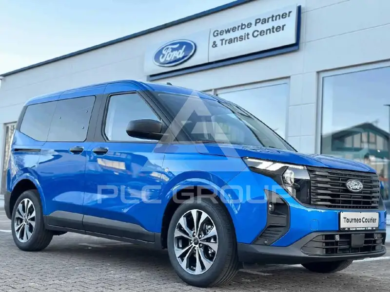 2025 Ford Tourneo
