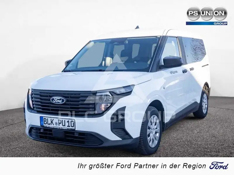 2025 Ford Tourneo