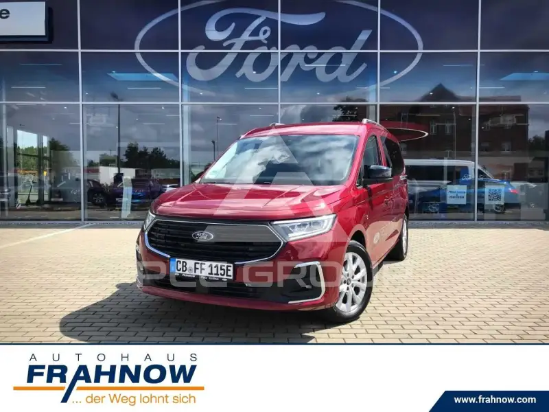 2025 Ford Tourneo