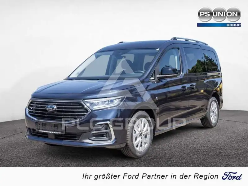 2025 Ford Tourneo