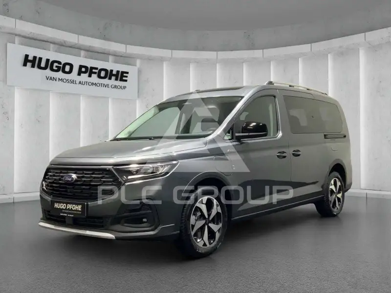 2025 Ford Tourneo