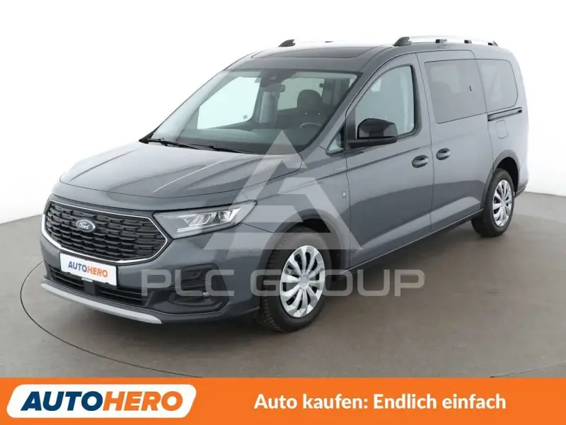 2025 Ford Tourneo