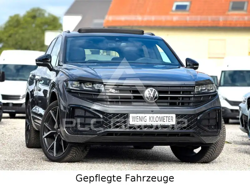 2025 Volkswagen Touareg